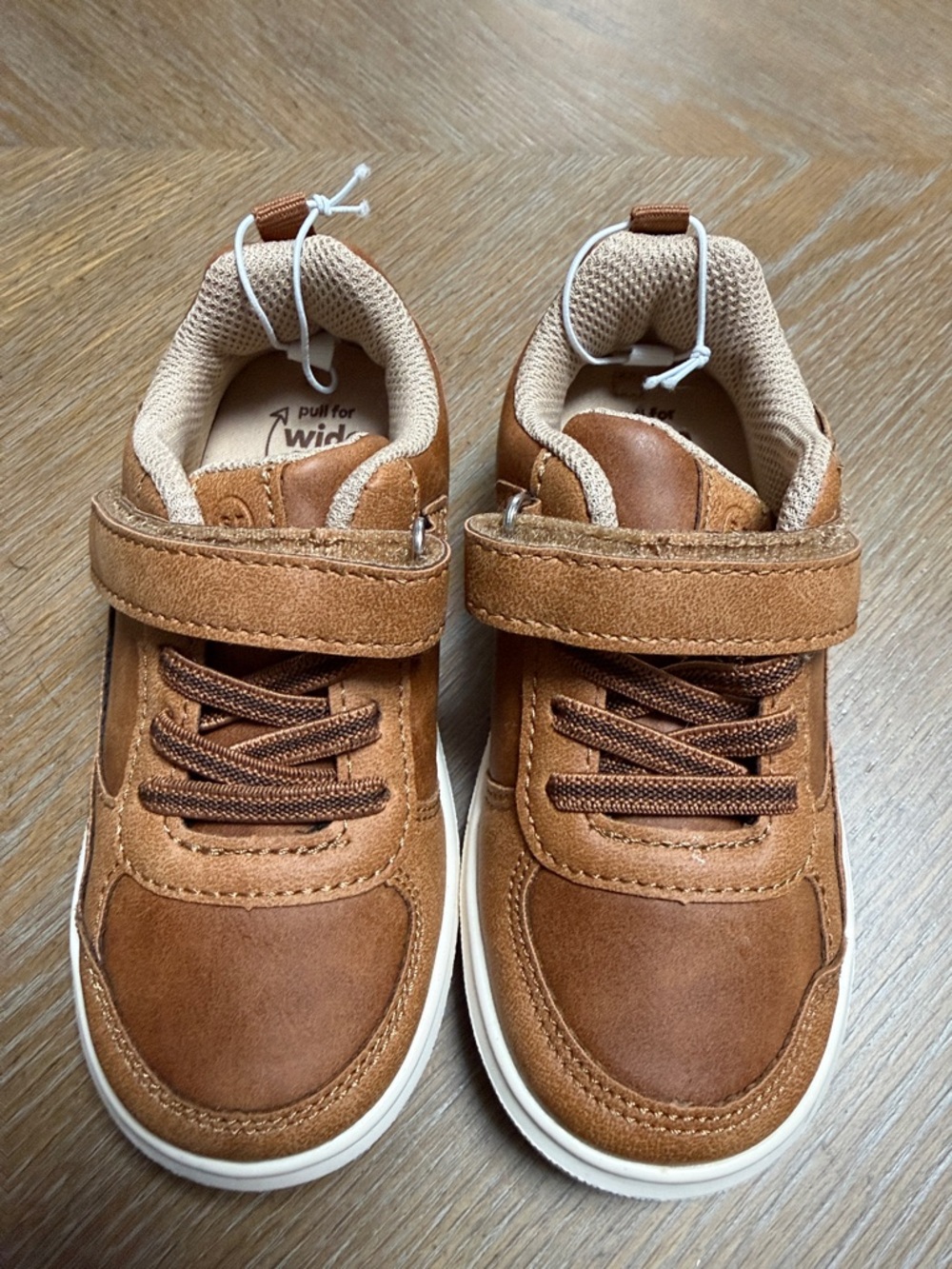 Stride Rite 360 Nate Sneaker! Brand New Never Worn!